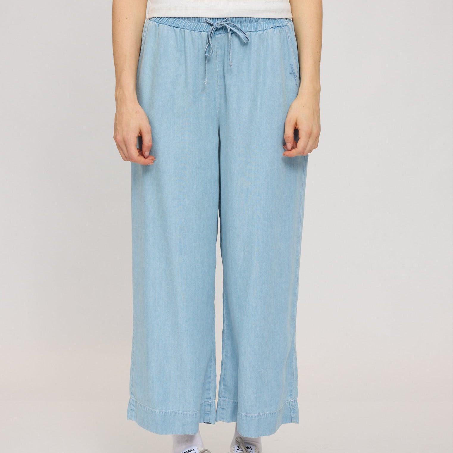 weite Hose aus Lyocell im Denim-Look