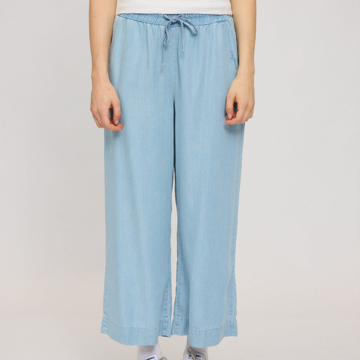 weite Hose aus Lyocell im Denim-Look
