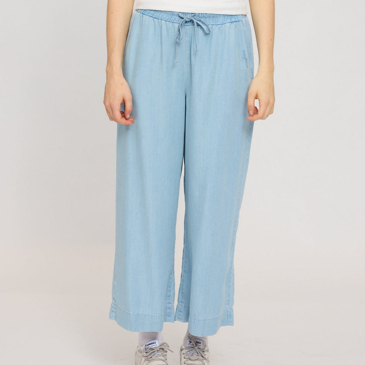 weite Hose aus Lyocell im Denim-Look