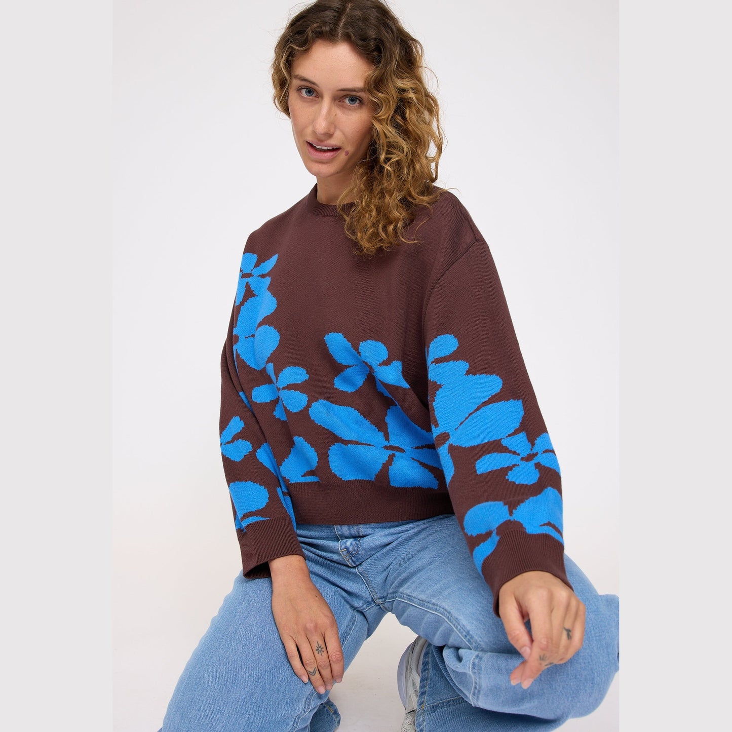 Floral Strickpullover aus Bio-Baumwolle
