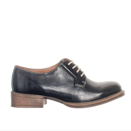 Schnürschuhe aus vegetabil gegerbtem Leder