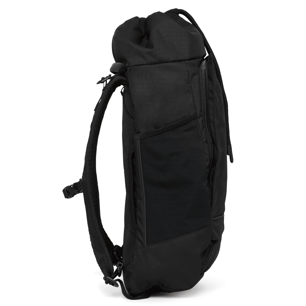 BLOK large Rucksack, aus recyceltem Polyester