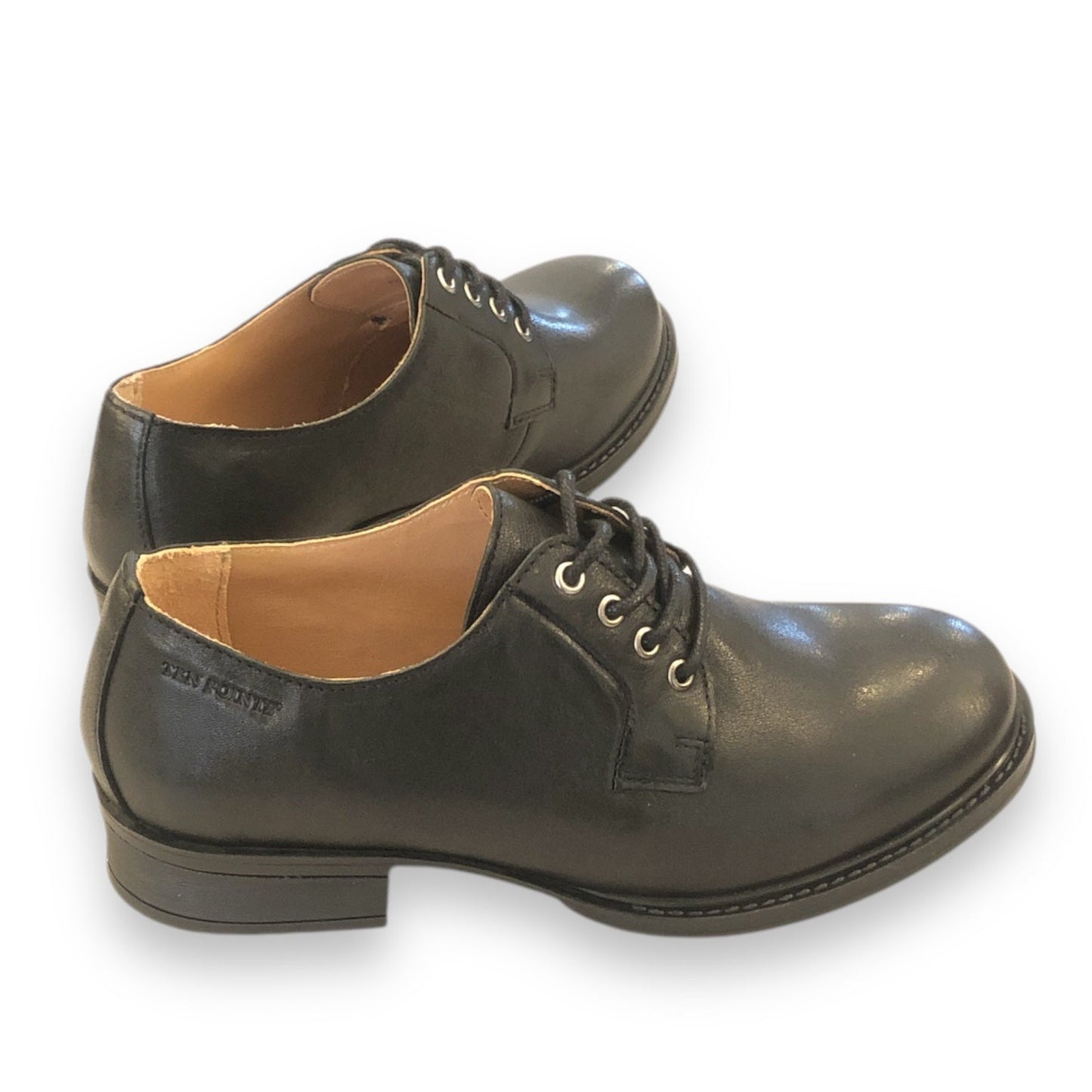 klassische Schnürschuhe