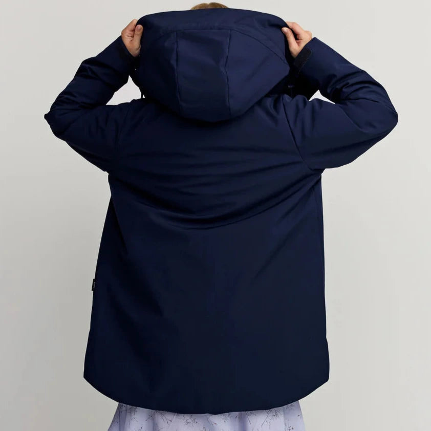 Eloise Jacke