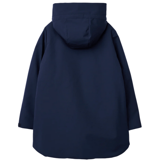 Eloise Jacke