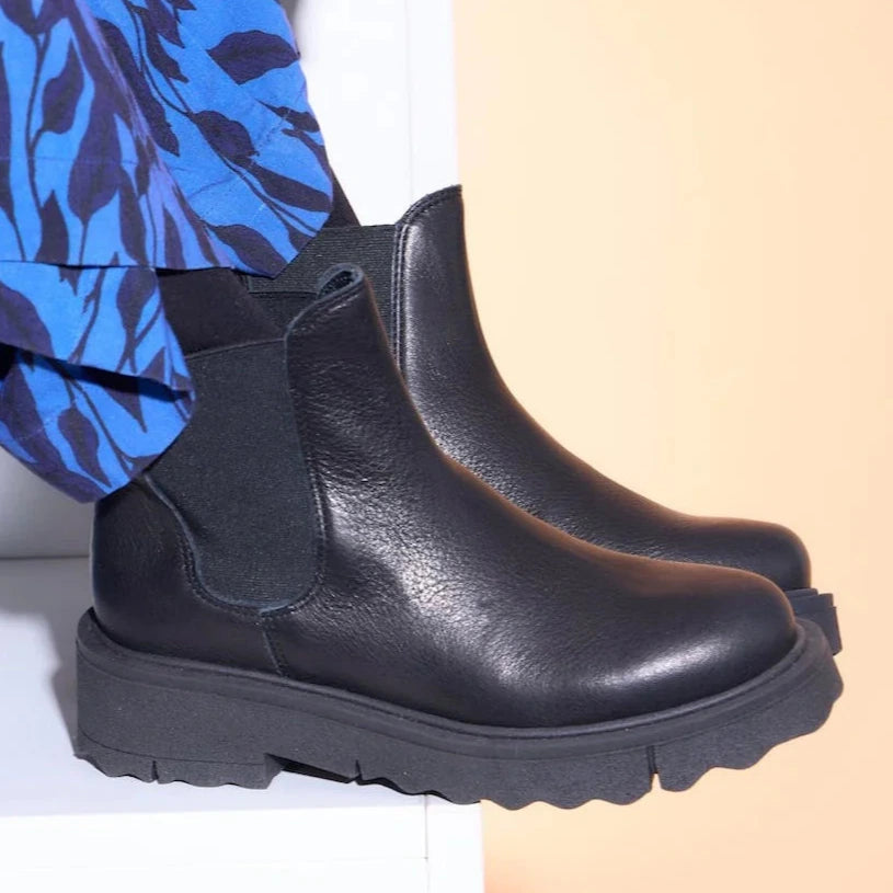 Yuki Chelsea Boots