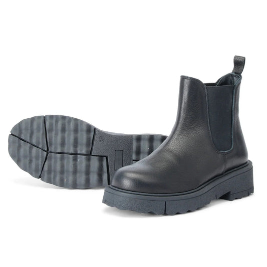 Yuki Chelsea Boots