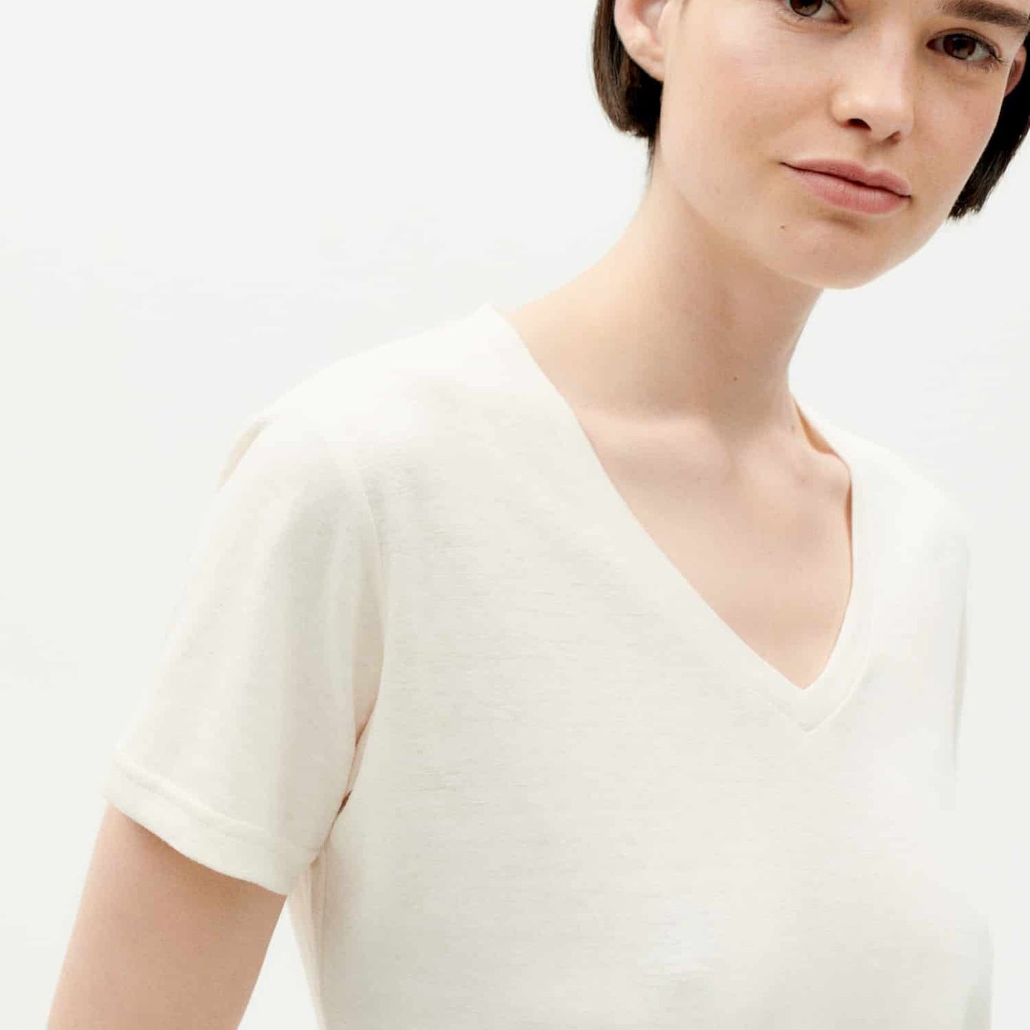 Clavel T-shirt made of hemp and cotton