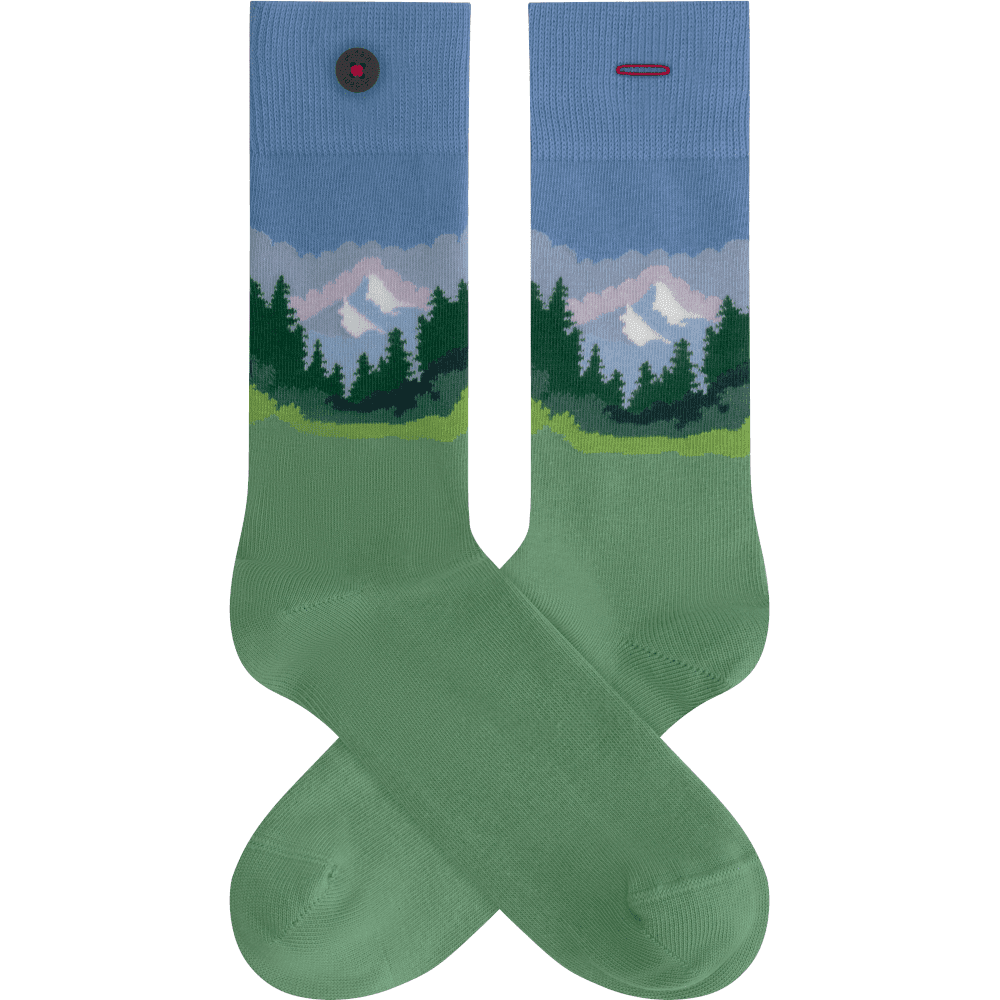 Socken mit eingestrickten Motiven