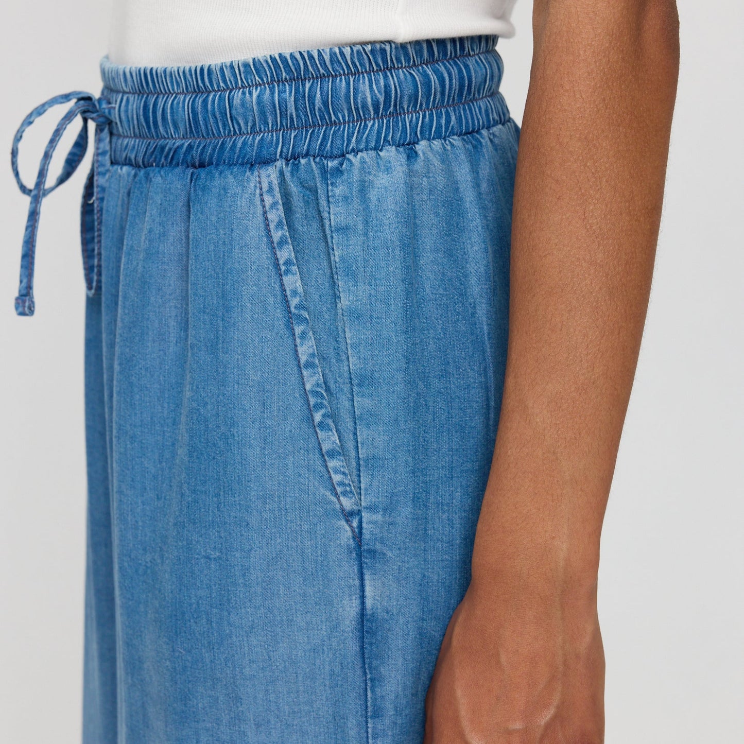 weite Hose aus Lyocell im Denim-Look