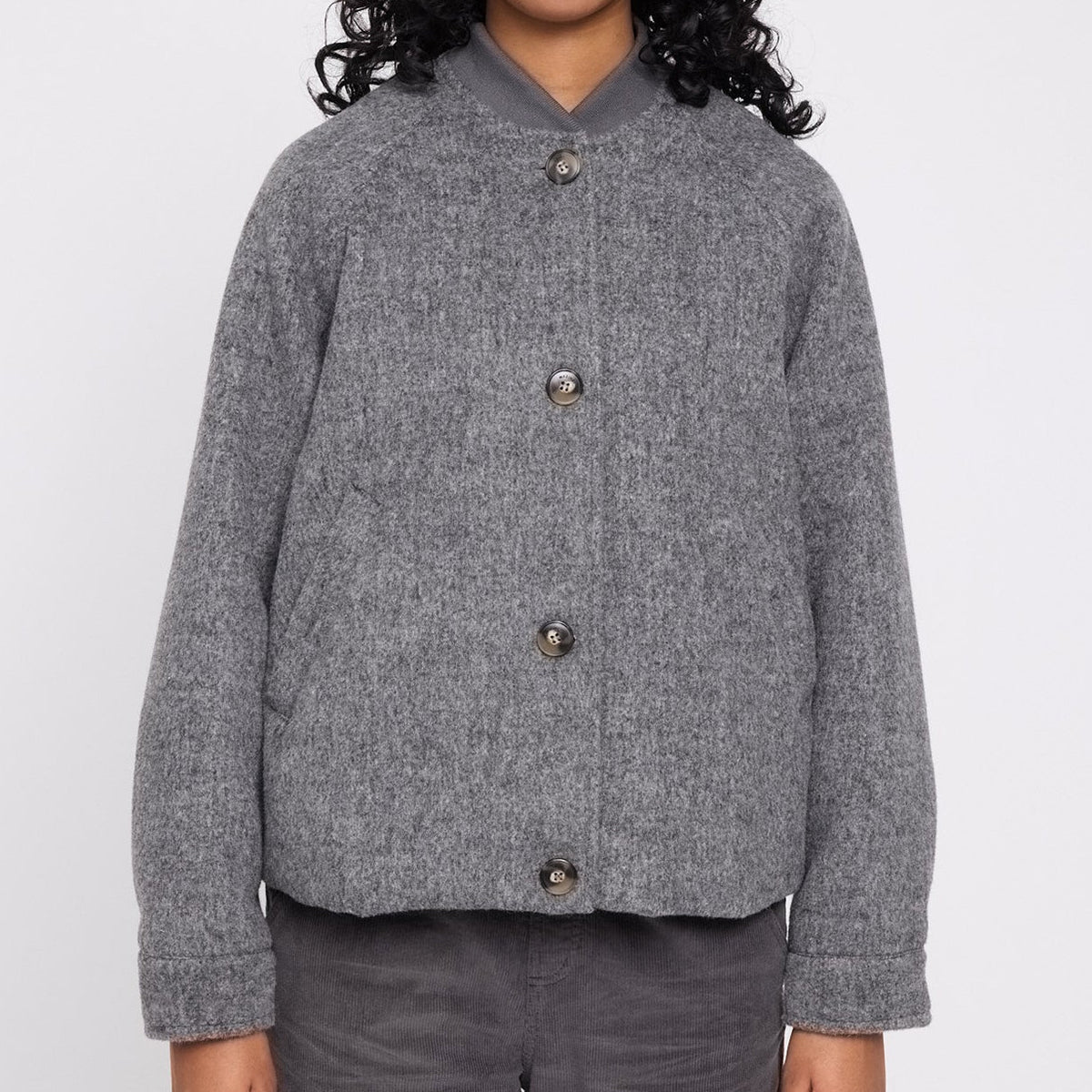 Bomber-Jacke aus recykeltem Plastik