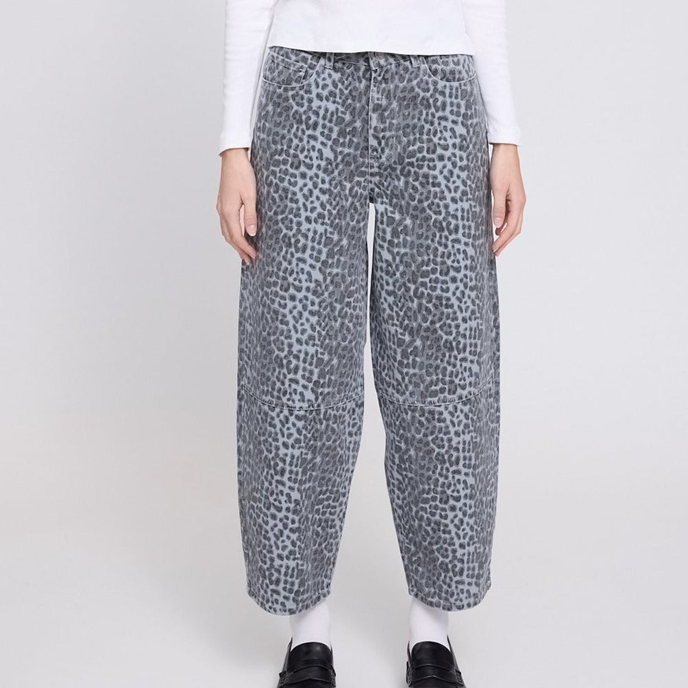 Leo-Barrel-Jeans