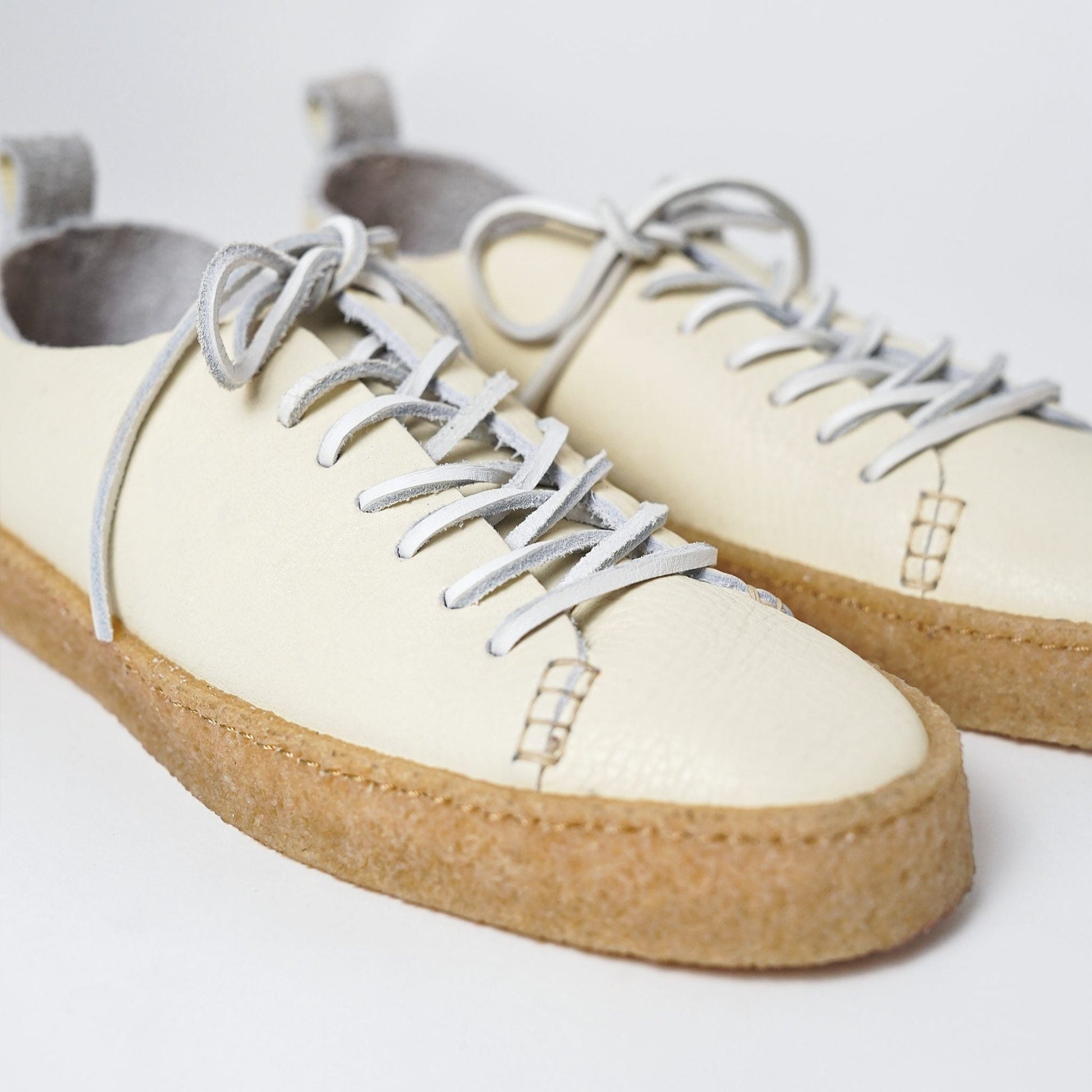 Sneaker mit Krepp-Sohle