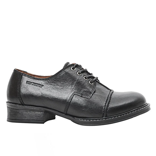Schnürschuhe aus vegetabil gegerbtem Leder