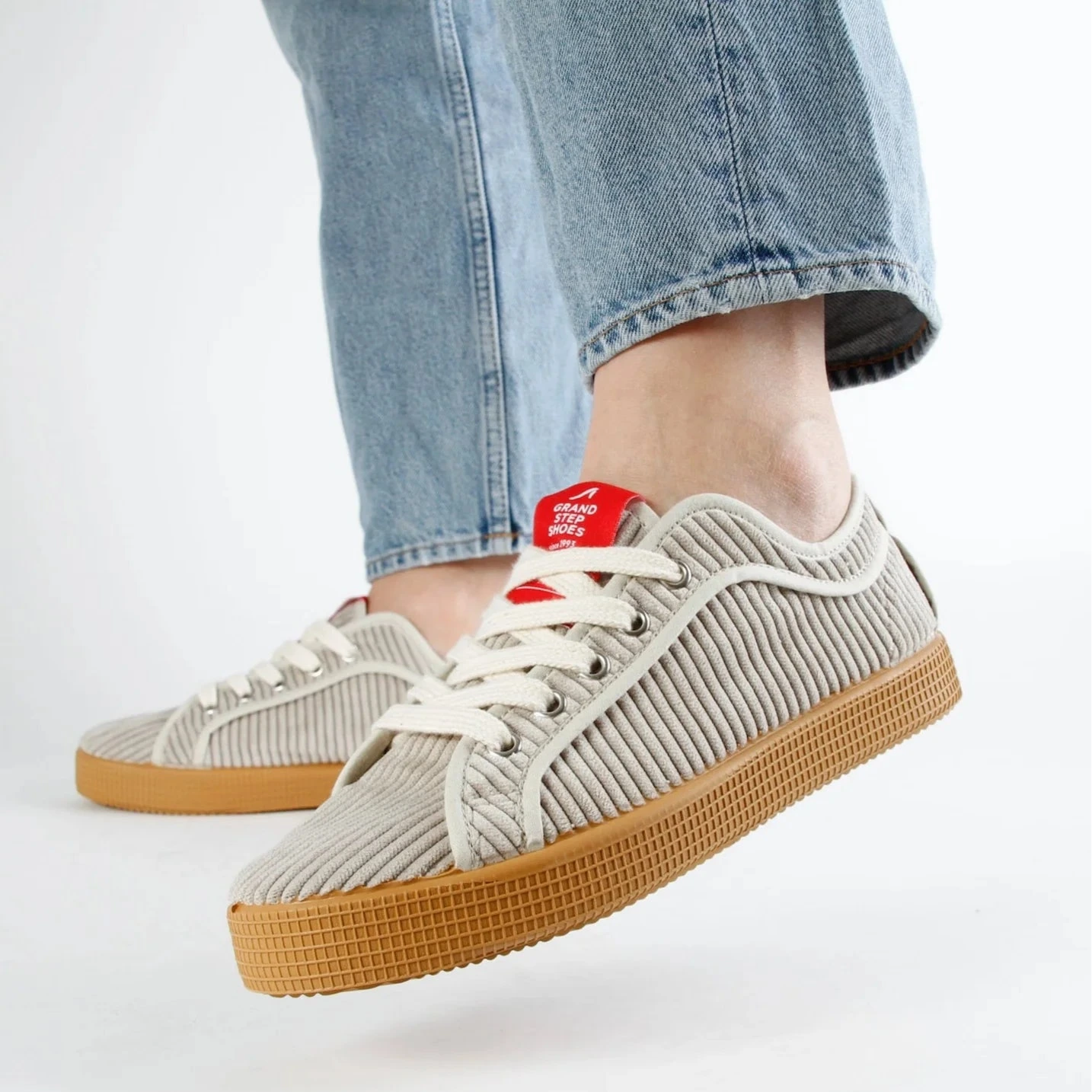 Aari corduroy sneakers