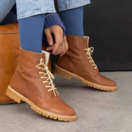 Asta, Woll-Schnürboots