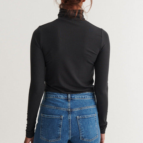 Joline Rollkragen T-Neck