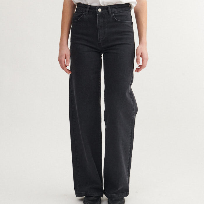 Enya Jeans