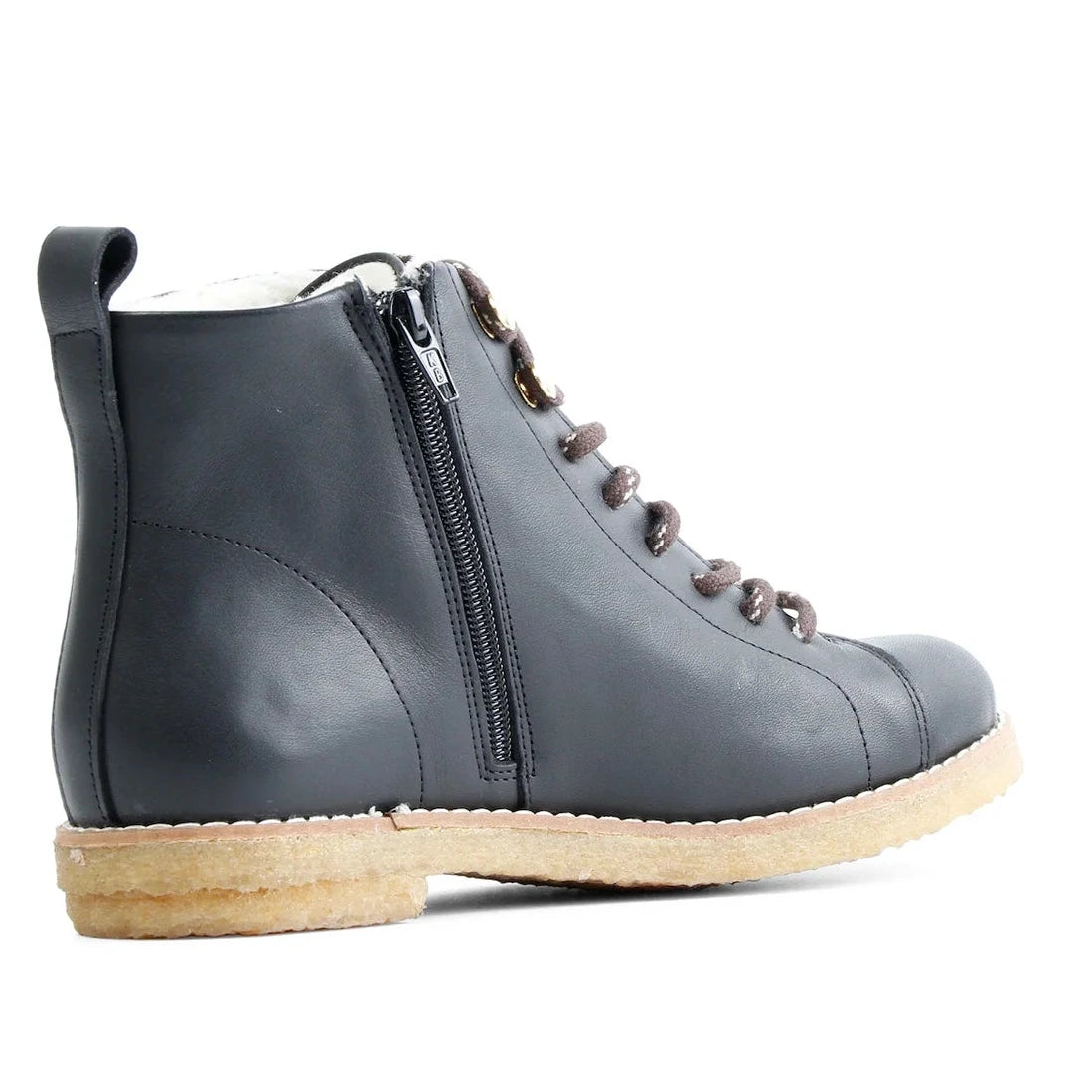 Dara, Woll-Schnürboots