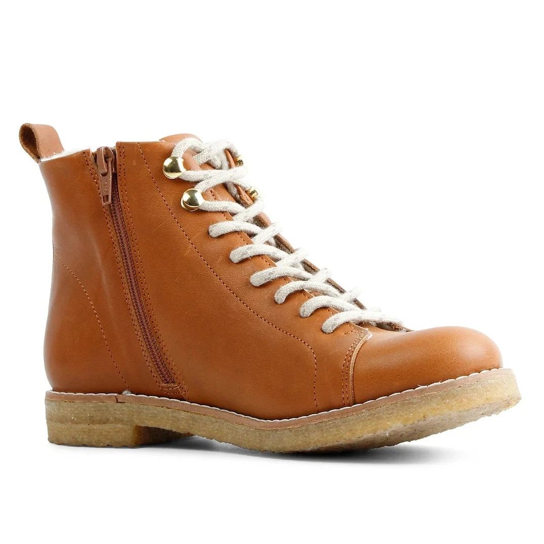 Dara, Woll-Schnürboots
