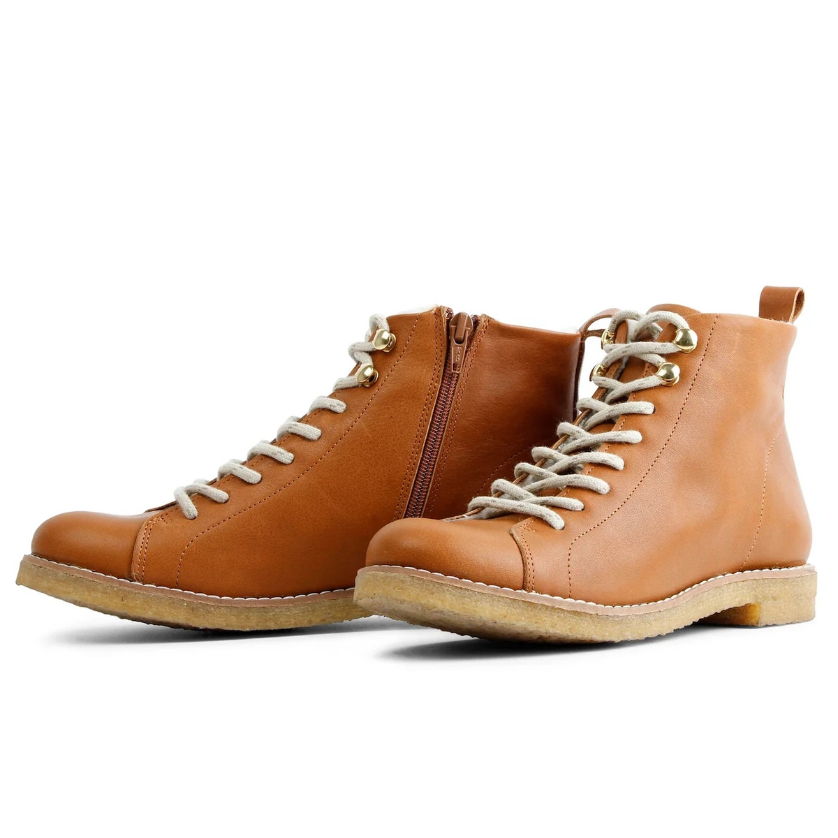 Dara, Woll-Schnürboots