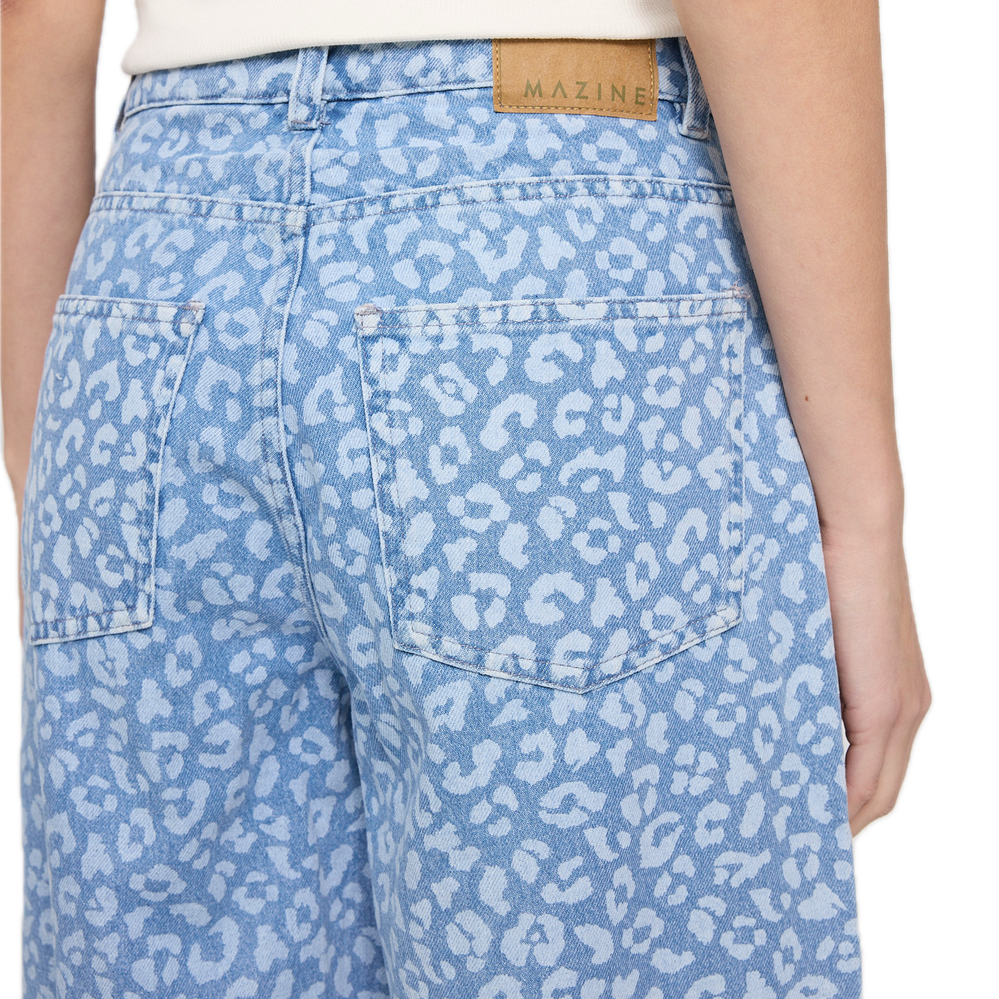 Leo-Barrel-Jeans