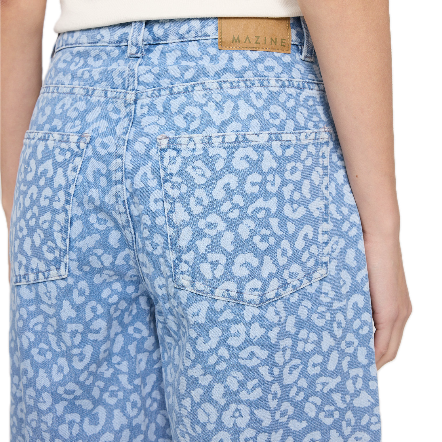 Leo-Barrel-Jeans
