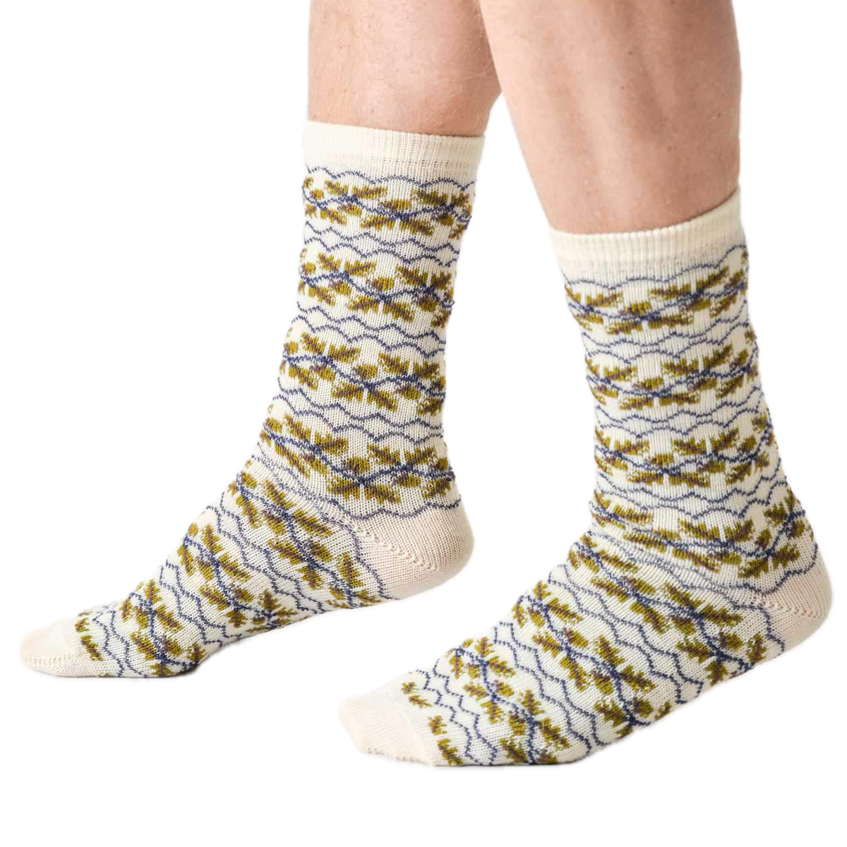 warme Socken mit Blätter-Muster