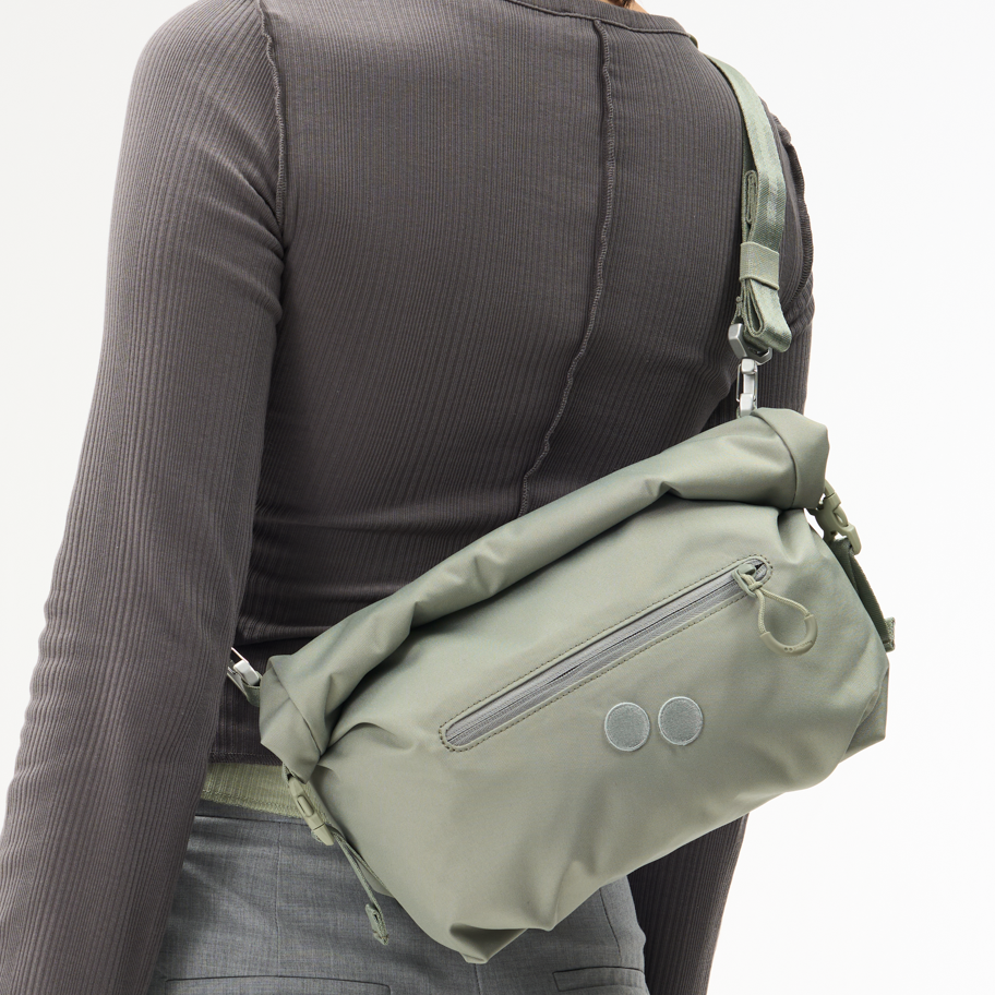 AKSEL multifunctional bag with reflector strip