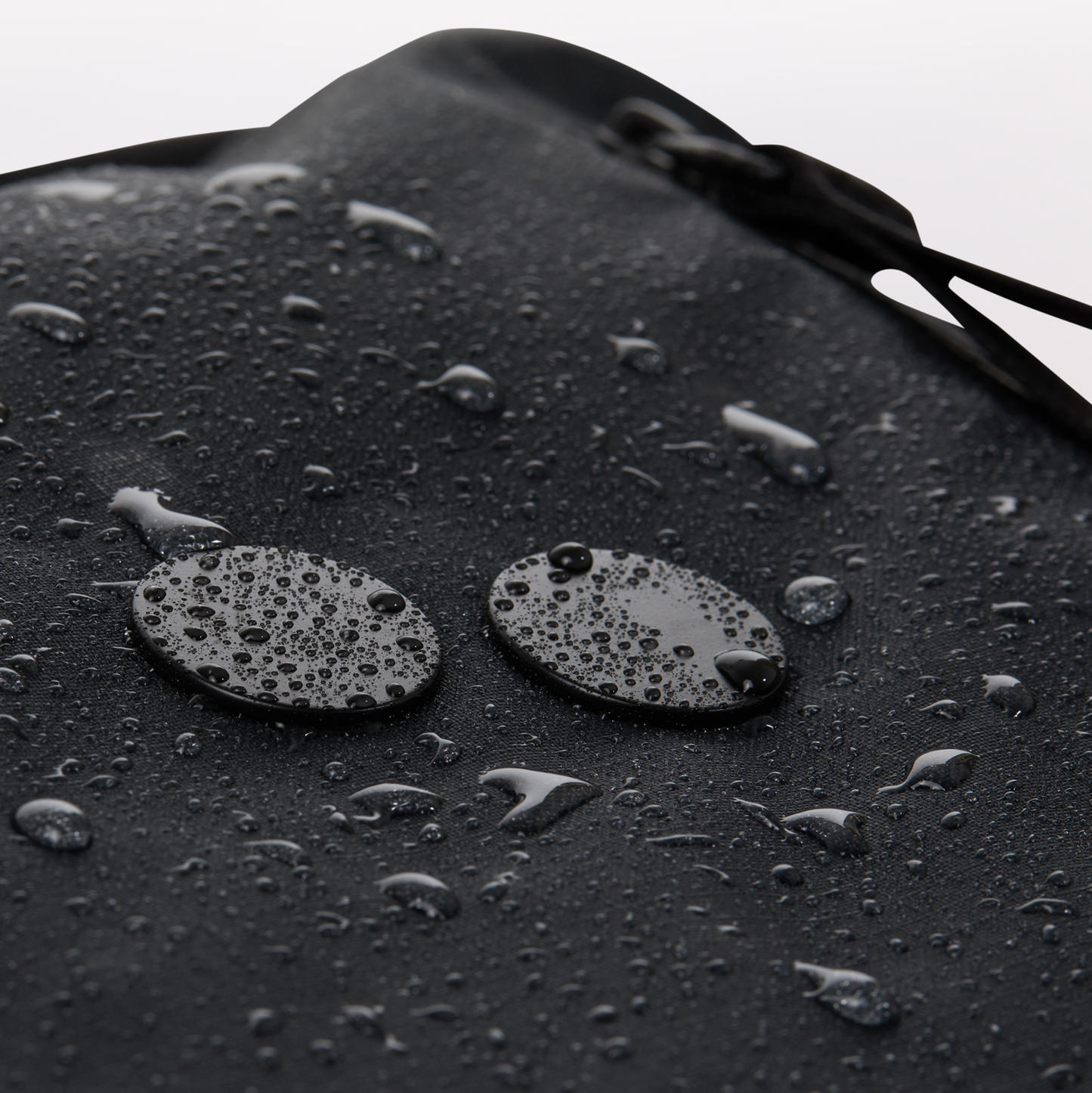 BLOK active Rucksack, aus recycelten Materialien