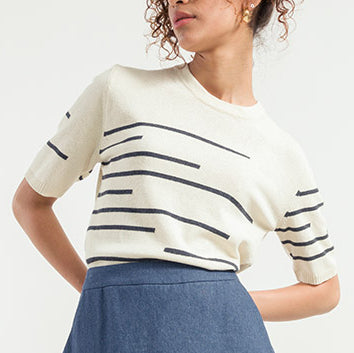 Clio, short sleeve sweater made from recycled cotton