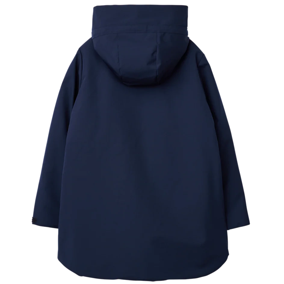 Eloise Jacke