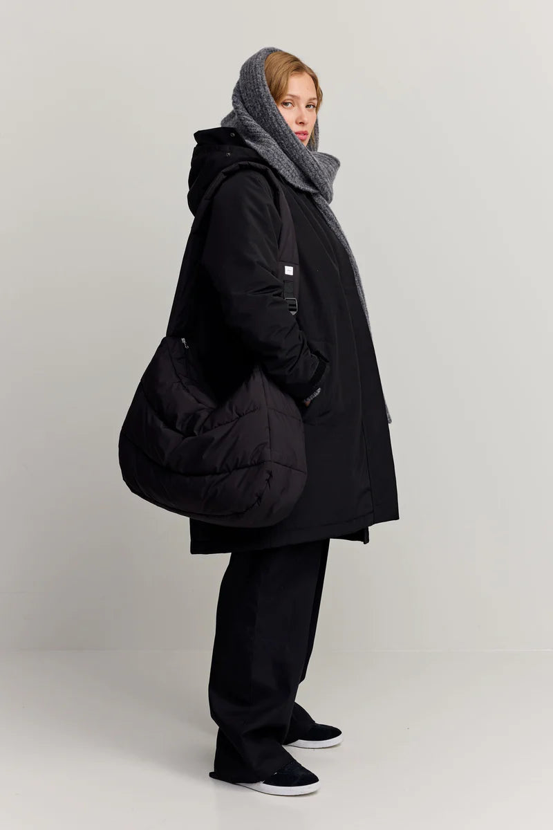 Freja Puffer-Tasche