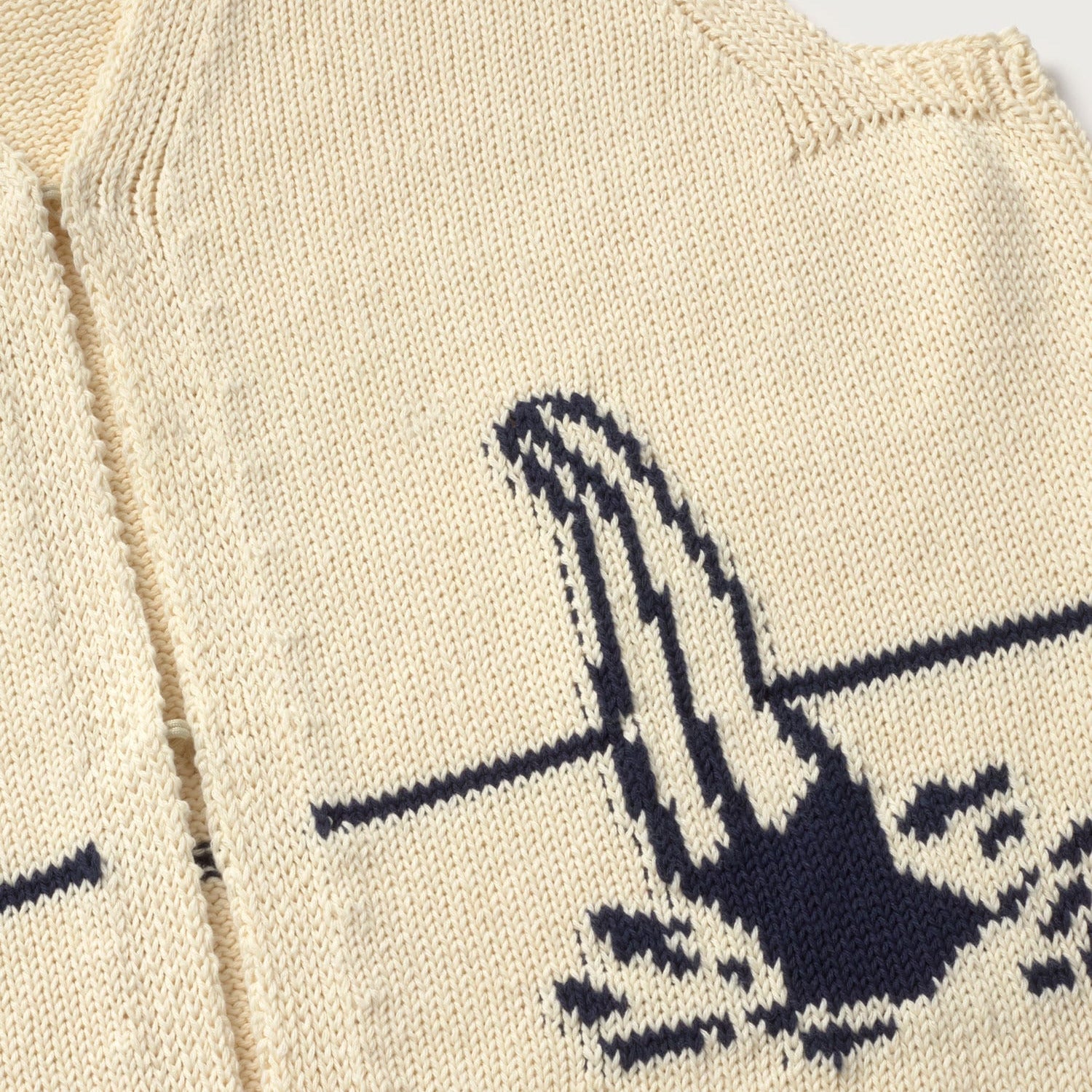 Robbie Swimmer Weste thinking MU