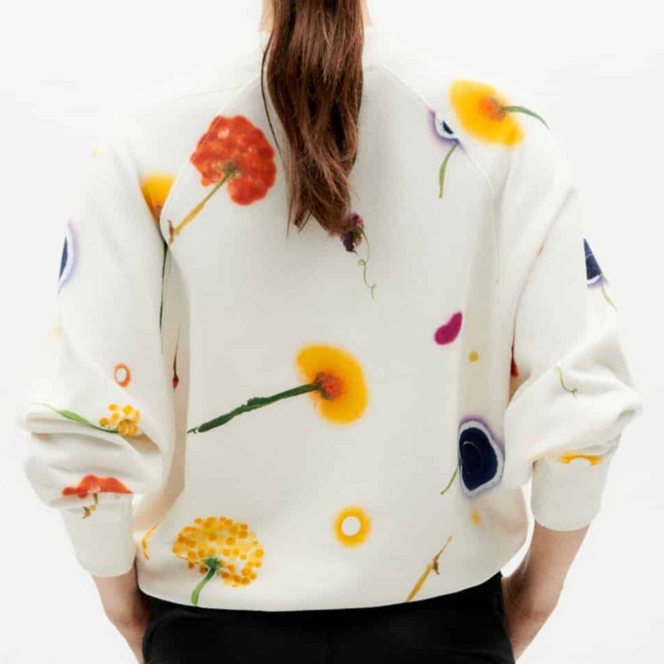 Blumen-Sweater