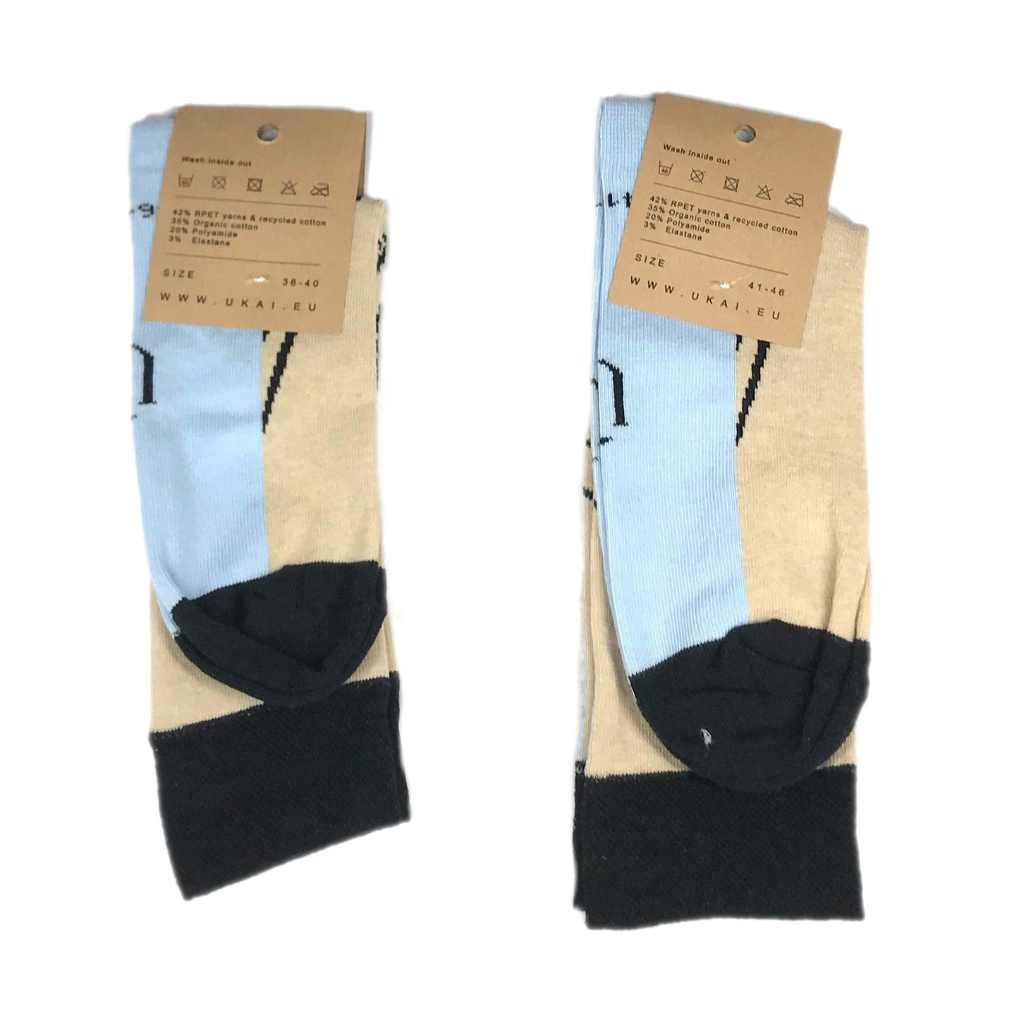 Socken mit eingestricktem Muster